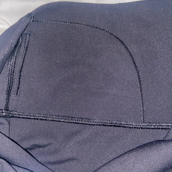 Lululemon black Leggings - Picture 7 of 8